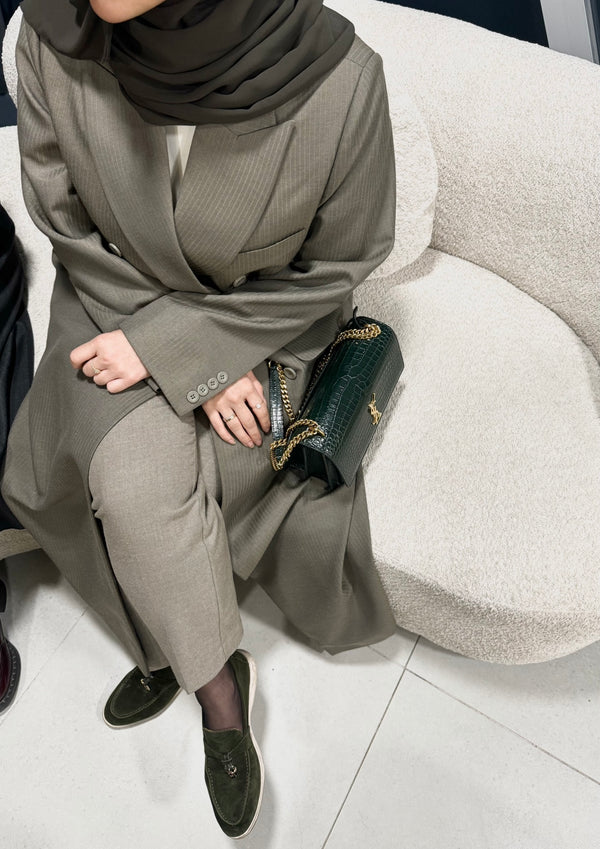 TAILORED DOUBLE-BREASTED PINSTRIPE BLAZER