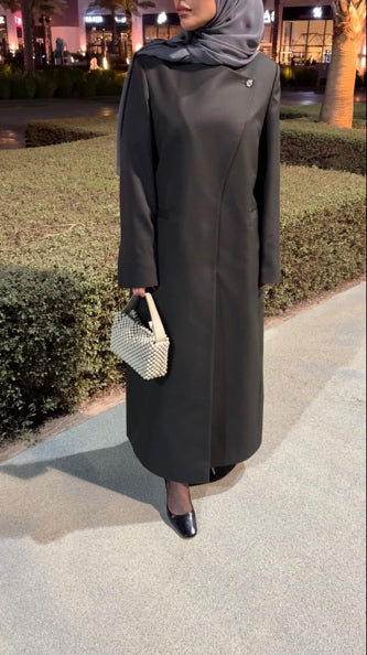 SINGLE-BREASTED COLLARLESS BLAZER ABAYA