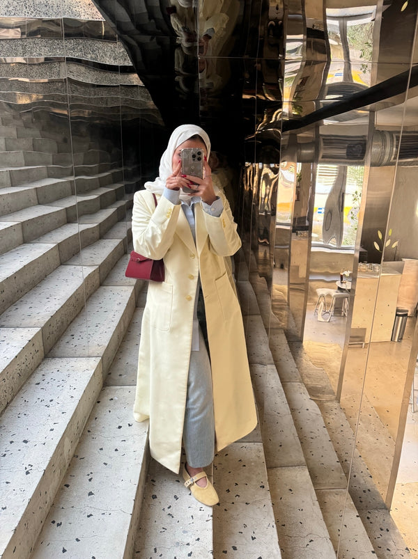TAILORED CLEAN-CUT BLAZER