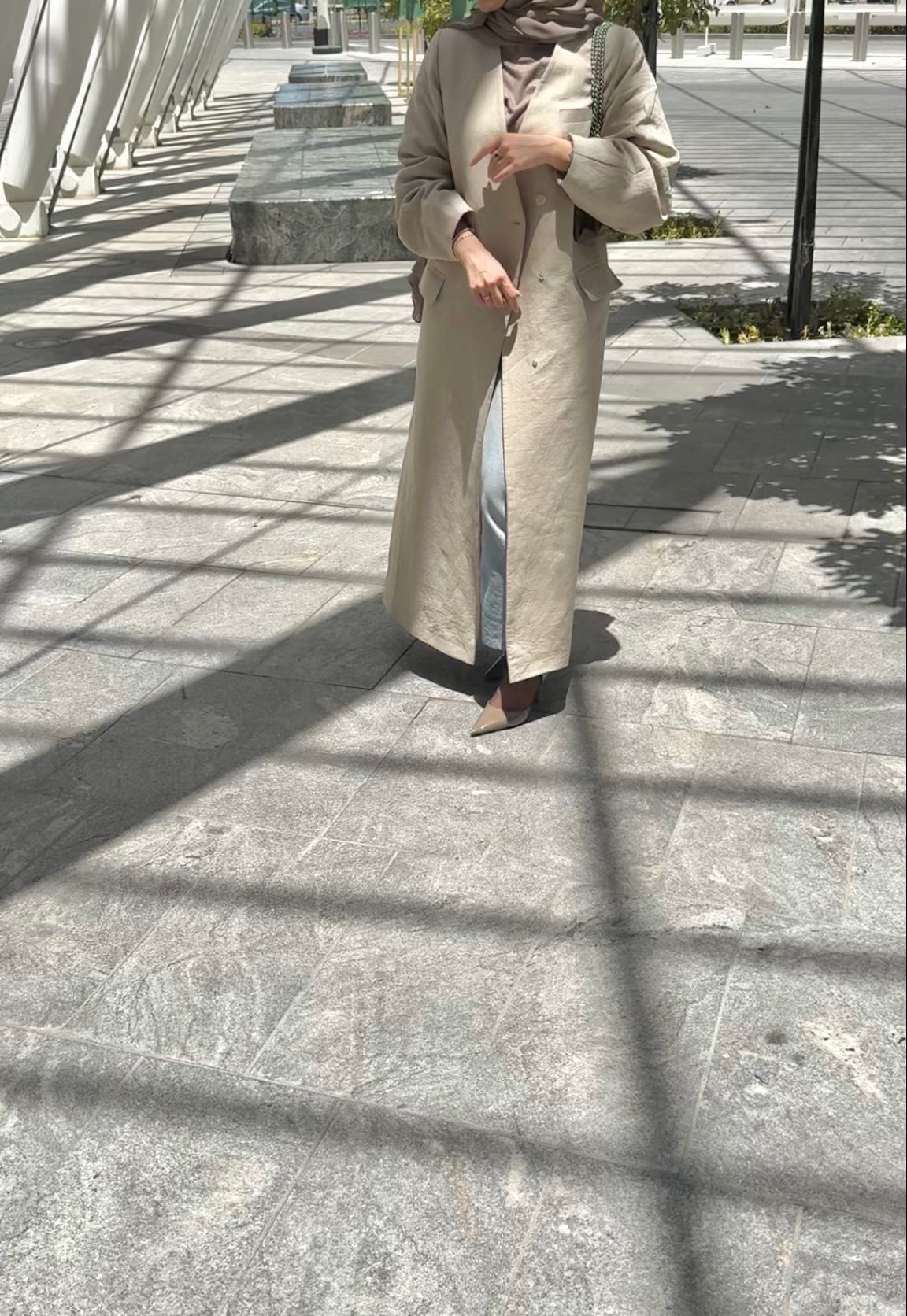 COLLARLESS WAISTED LINEN JACKET