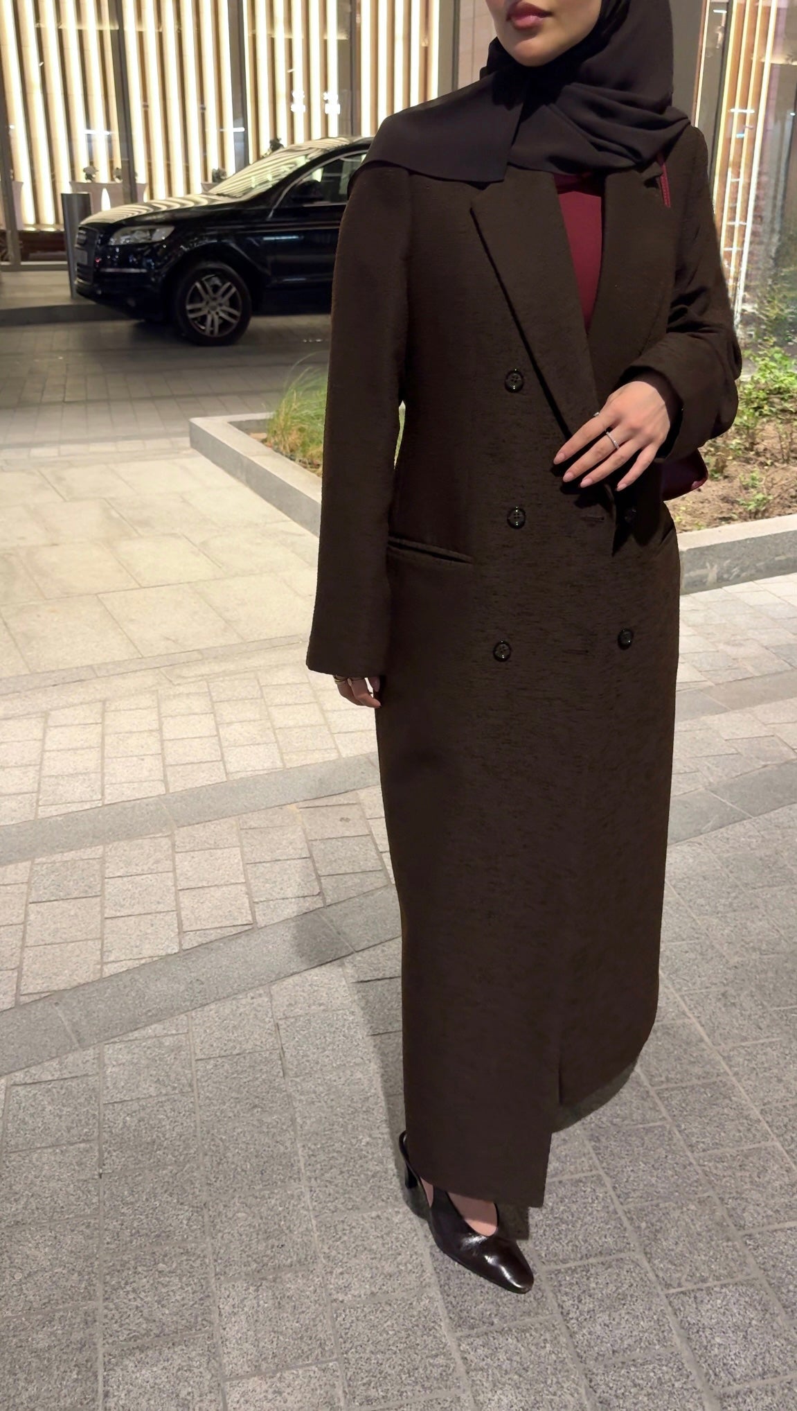 TAILORED DOUBLE-BREASTED BLAZER