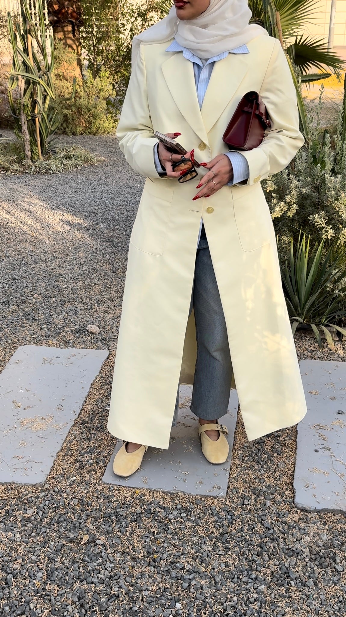 TAILORED CLEAN-CUT BLAZER
