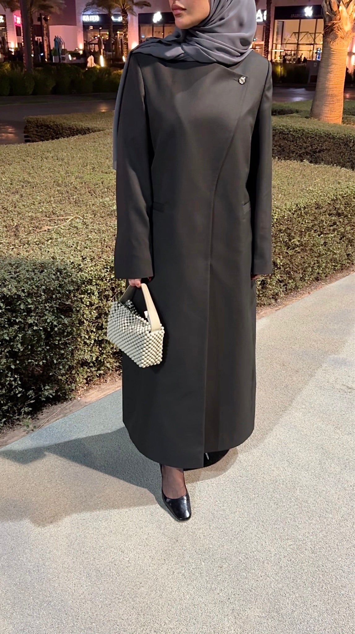 SINGLE-BREASTED COLLARLESS BLAZER