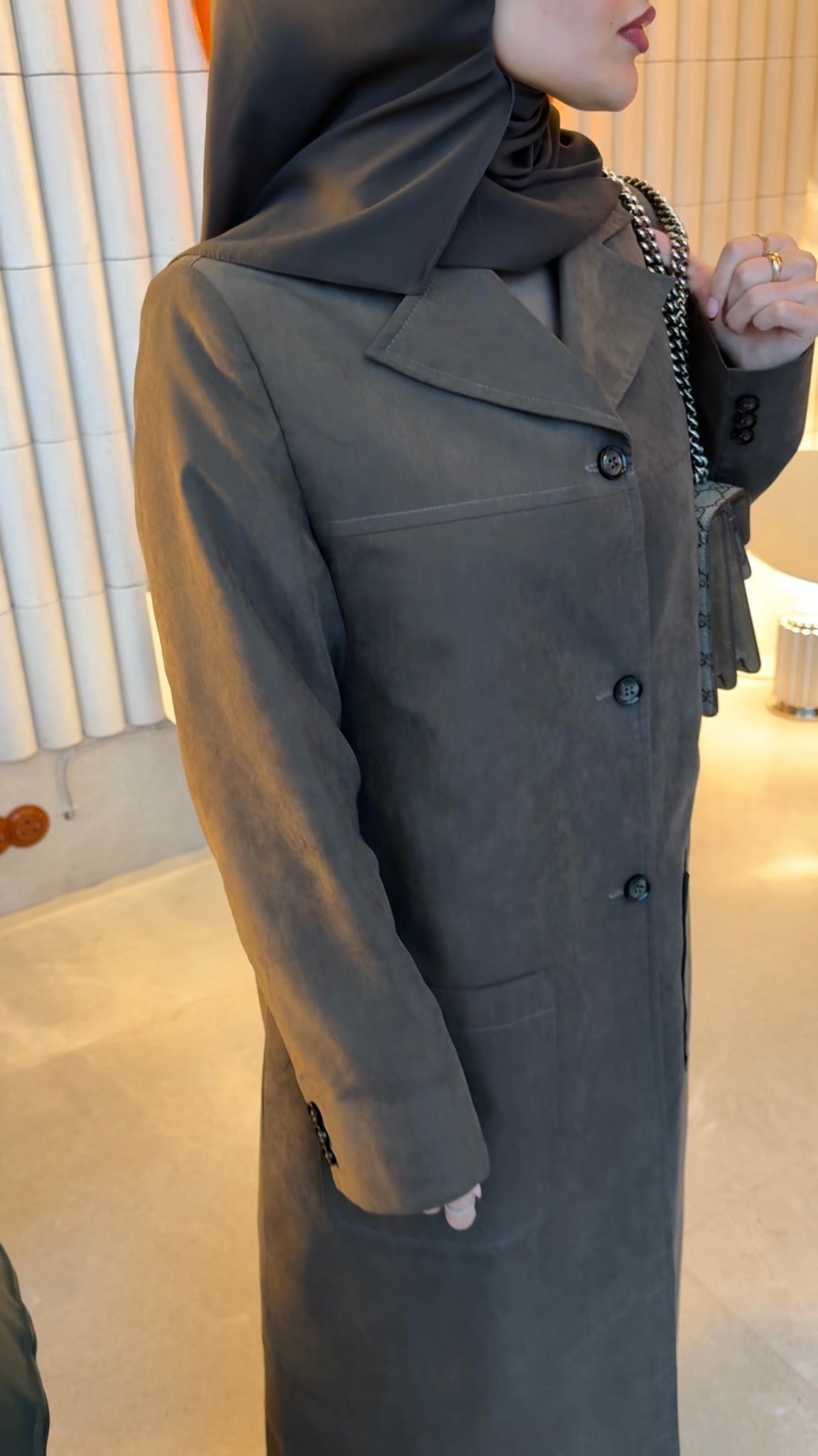 SINGLE-BREASTED LIGHT SUEDE JACKET