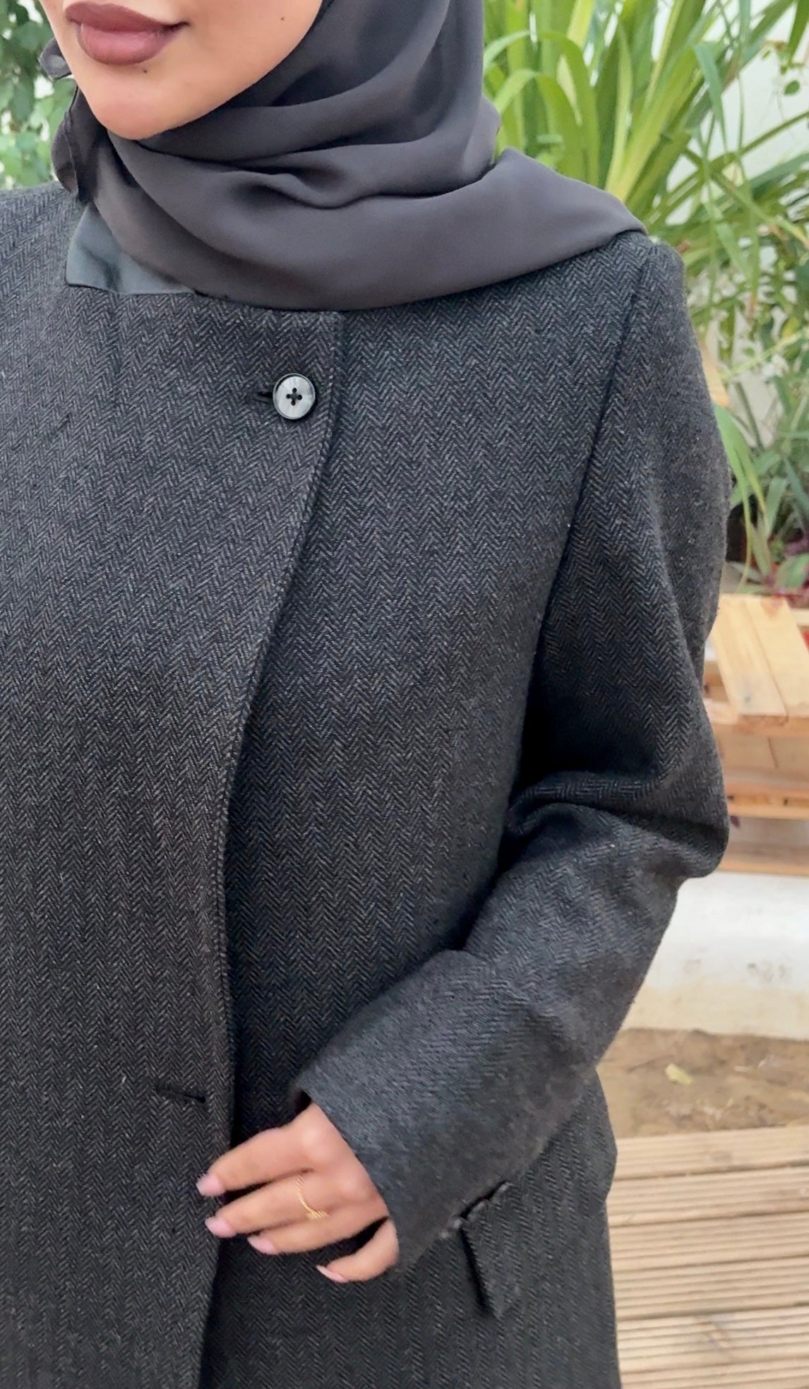 HIGH COLLAR HERRINGBONE WOOL-BLEND BLAZER